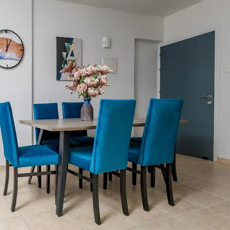Apartment Olympia Flat 104 *